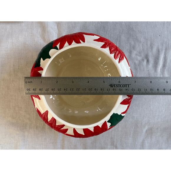 Christmas Poinsettia Pottery Decoration/Bowl/Dish Signed M.G.H. 1976, Holiday - Picture 6 of 9